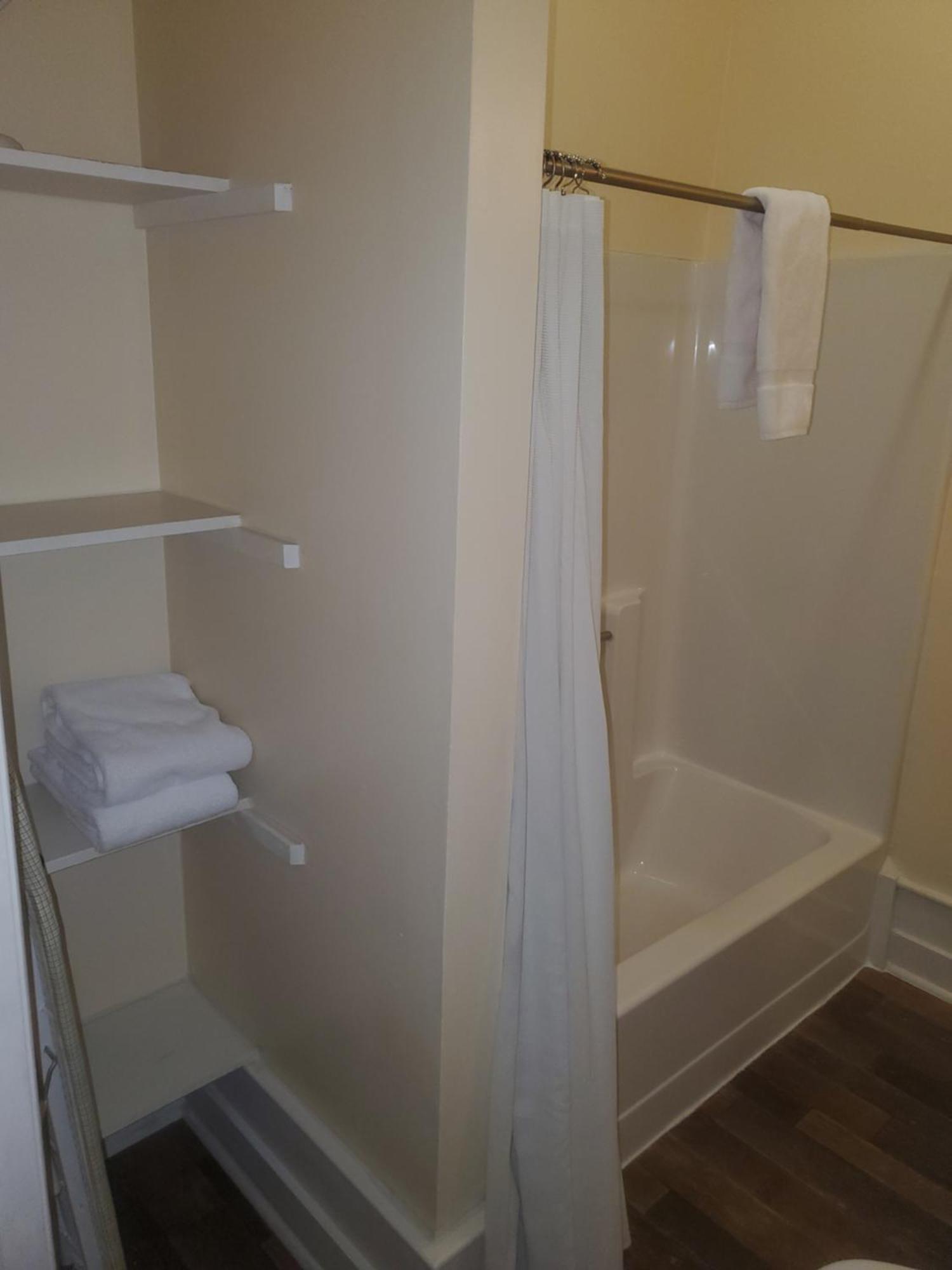 Hall Place B&B Glasgow Room photo